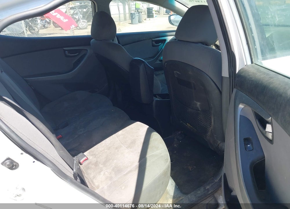2015 HYUNDAI ELANTRA SE VIN: 5NPDH4AE0FH552914