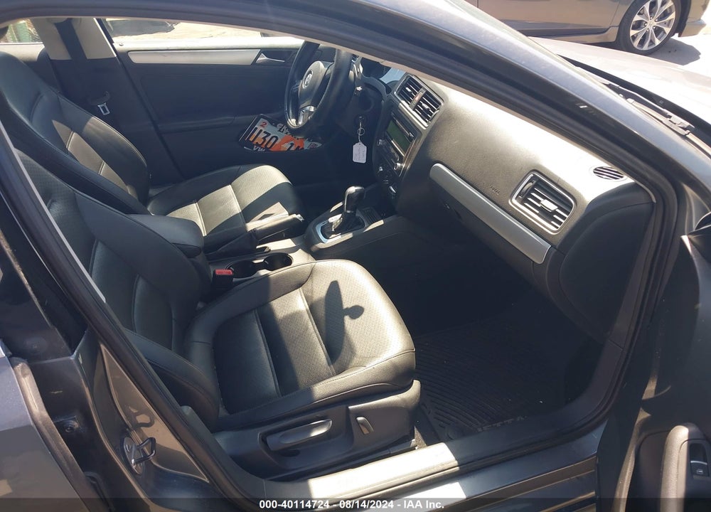 2014 VOLKSWAGEN JETTA VIN: 3VWD17AJ6EM286338