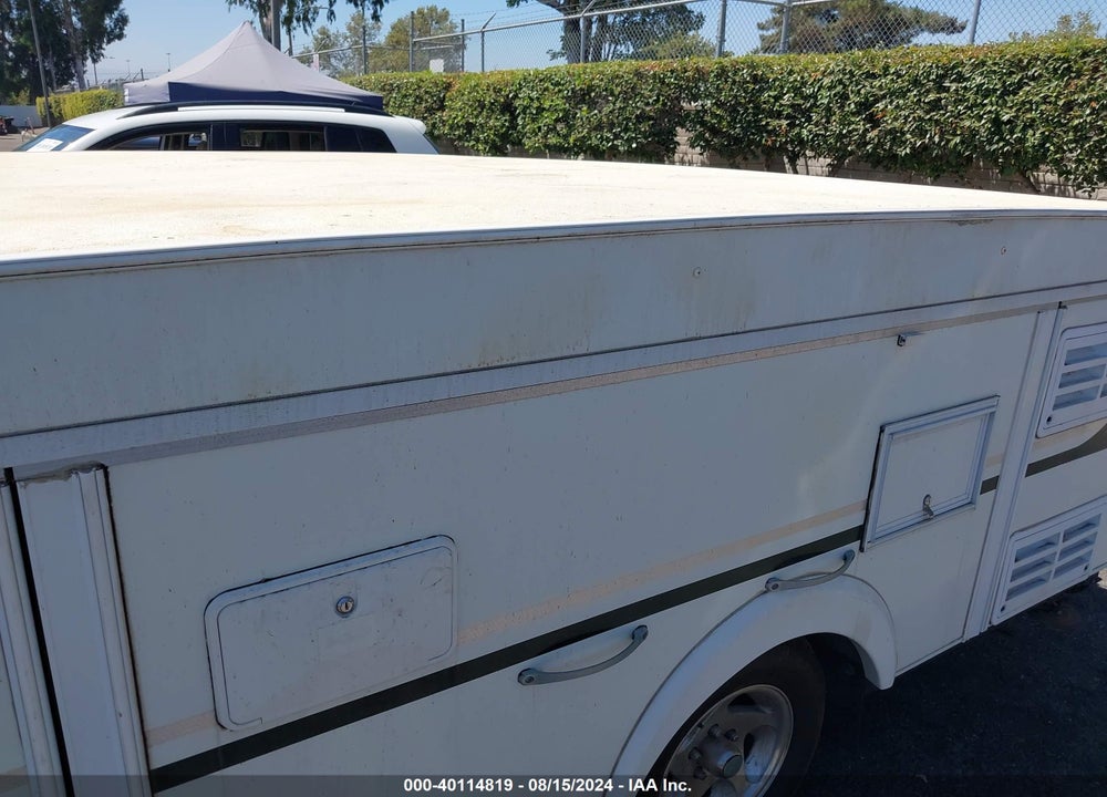 2004 STARCRAFT CENTENNIAL M-3606 VIN: 1SAAS01G441BR3891