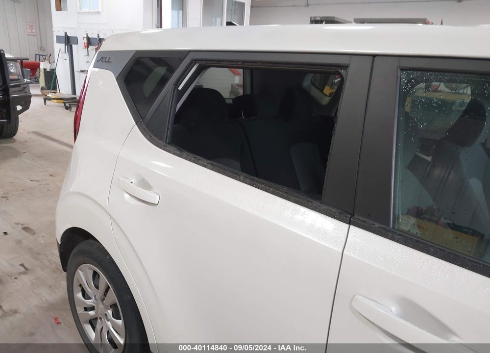 2021 KIA SOUL LX VIN: KNDJ23AUXM7790051