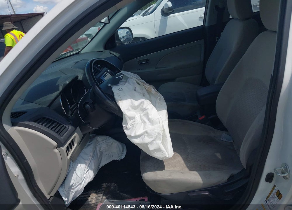 2017 MITSUBISHI OUTLANDER SPORT 2.4 SE VIN: JA4AP3AW9HZ066536