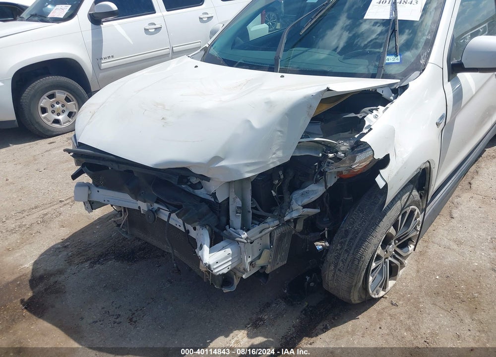 2017 MITSUBISHI OUTLANDER SPORT 2.4 SE VIN: JA4AP3AW9HZ066536