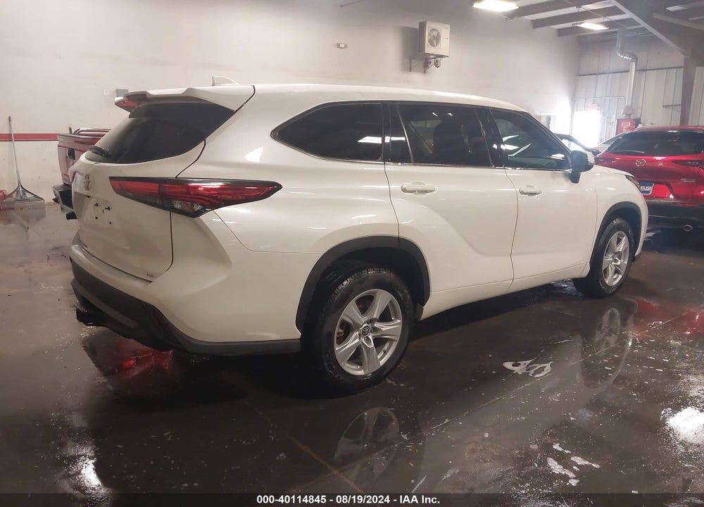 2021 TOYOTA HIGHLANDER LE VIN: 5TDZZRAH6MS050054
