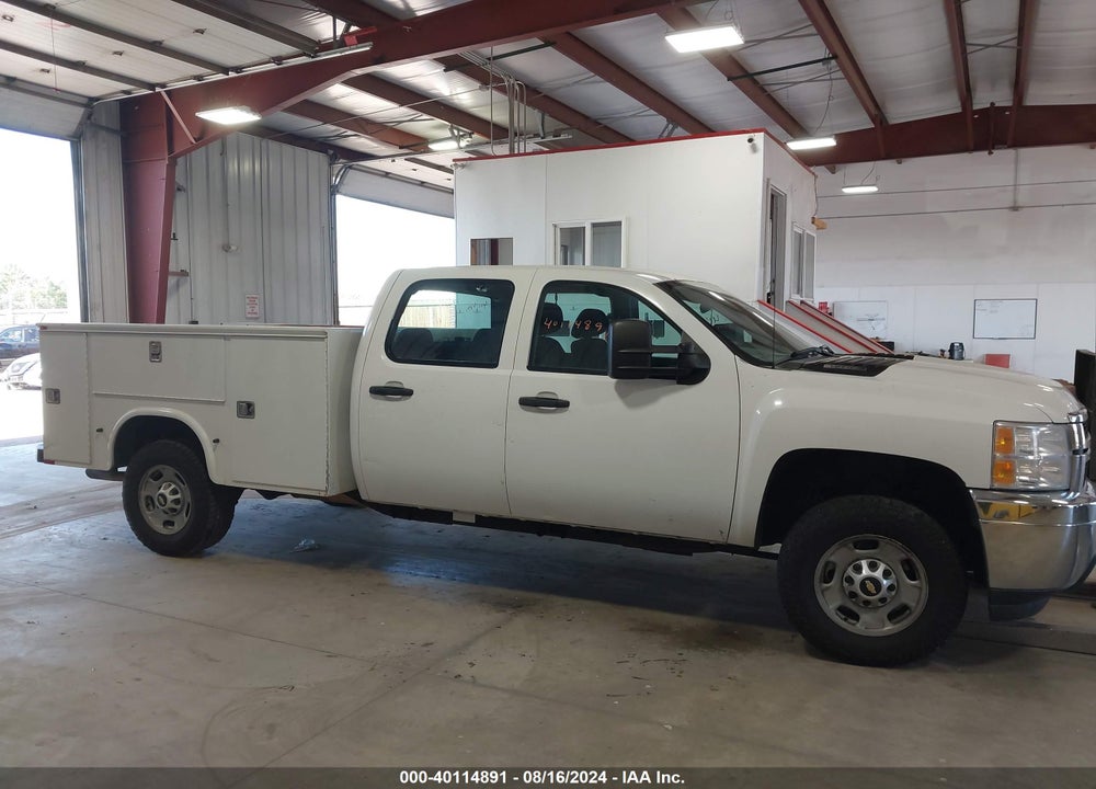 2014 CHEVROLET SILVERADO 2500HD WORK TRUCK VIN: 1GB1CVCG1EF147177
