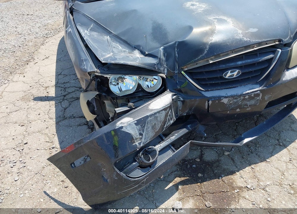 2004 HYUNDAI ELANTRA VIN: KMHDN46D94U882543