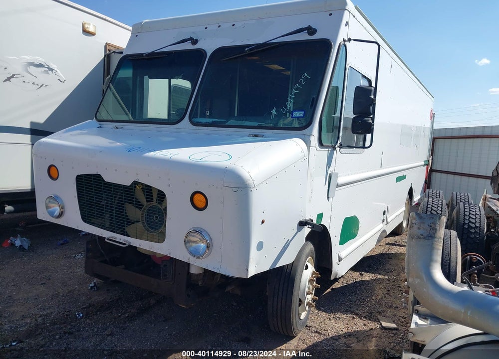 2009 FREIGHTLINER CHASSIS M LINE WALK-IN VAN VIN: 4UZAAPDU79CAL8309