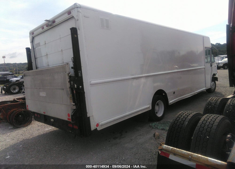 2007 FREIGHTLINER CHASSIS M LINE WALK-IN VAN VIN: 4UZAARBW17CZ31649