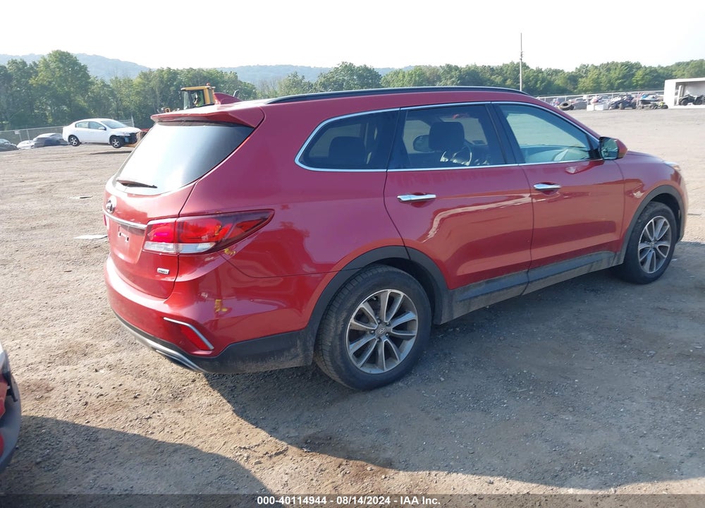 2017 HYUNDAI SANTA FE SE VIN: KM8SMDHF8HU174038
