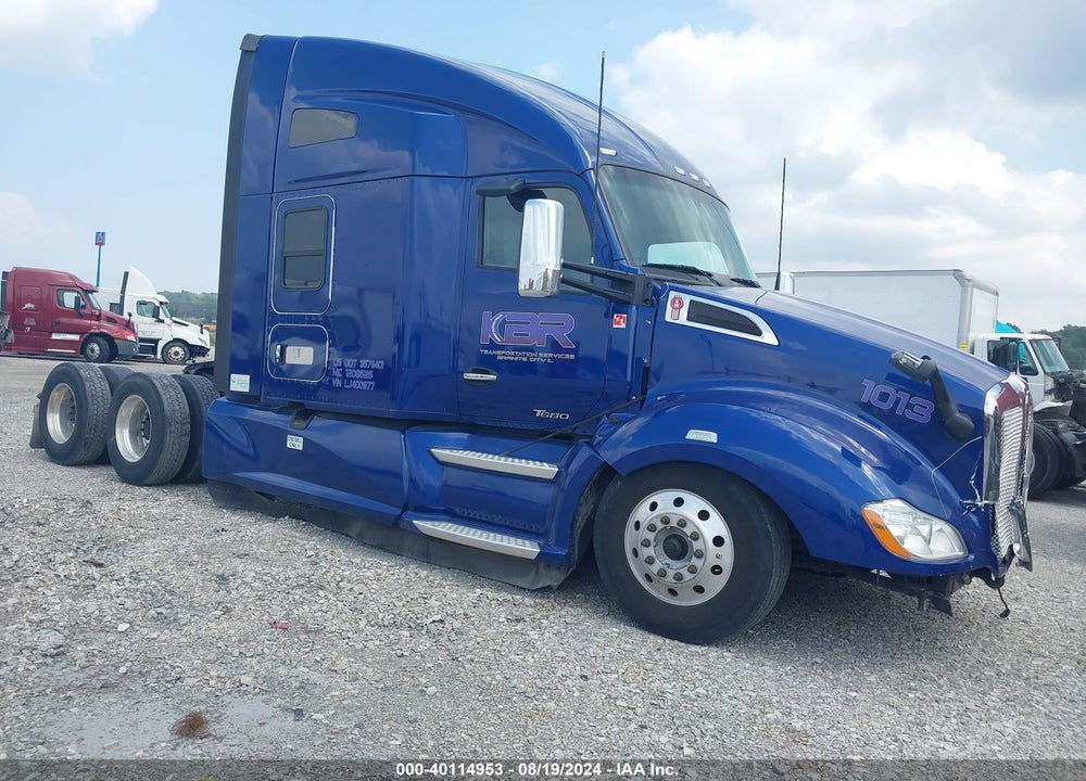 2020 KENWORTH T680 VIN: 1XKYDP9X5LJ400977