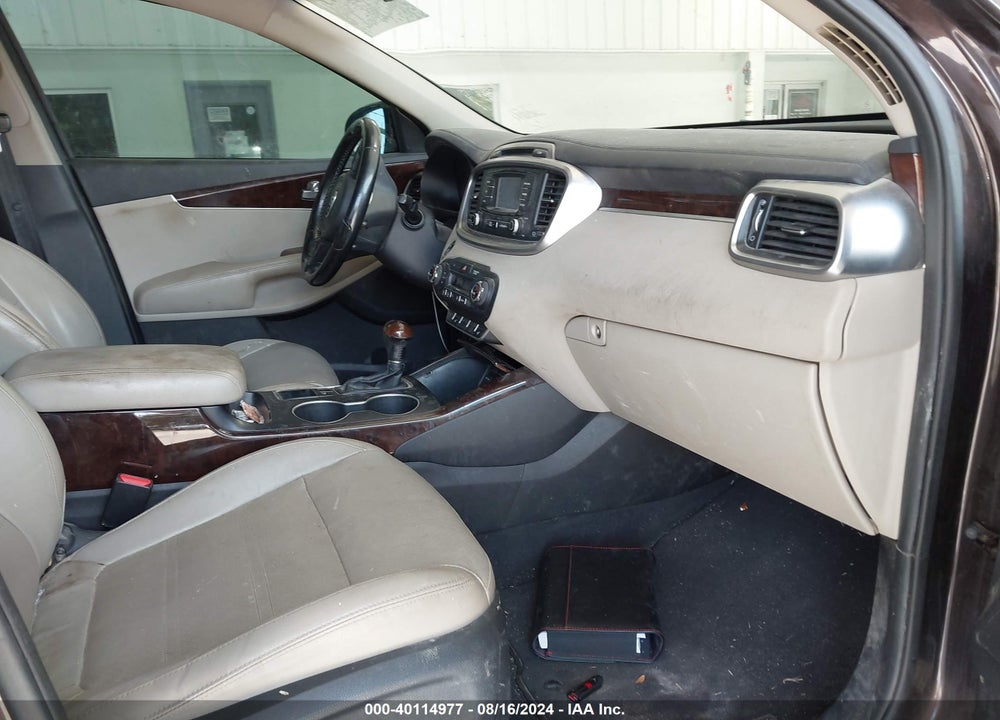 2016 KIA SORENTO 3.3L EX VIN: 5XYPH4A59GG176851