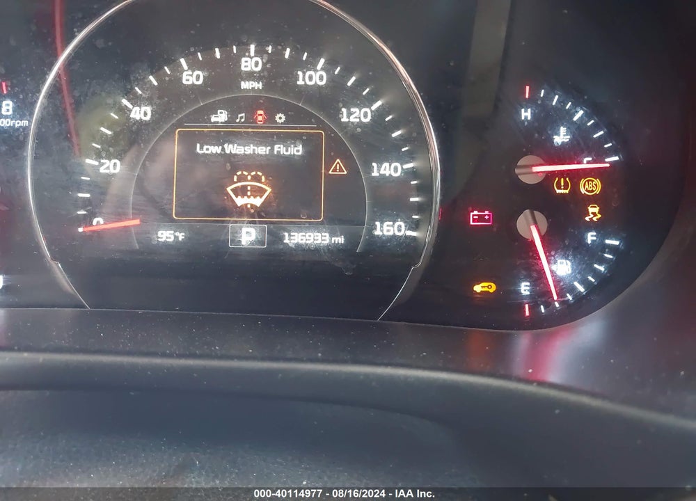 2016 KIA SORENTO 3.3L EX VIN: 5XYPH4A59GG176851