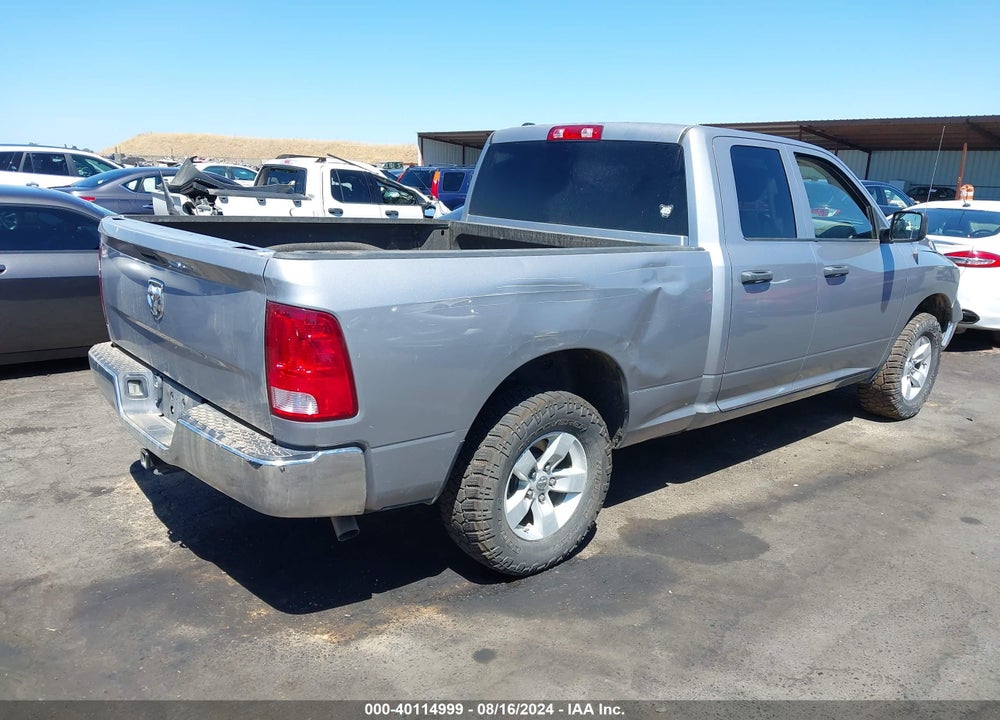 2019 RAM 1500 CLASSIC TRADESMAN QUAD CAB 4X4 6'4 BOX VIN: 1C6RR7FG8KS667360