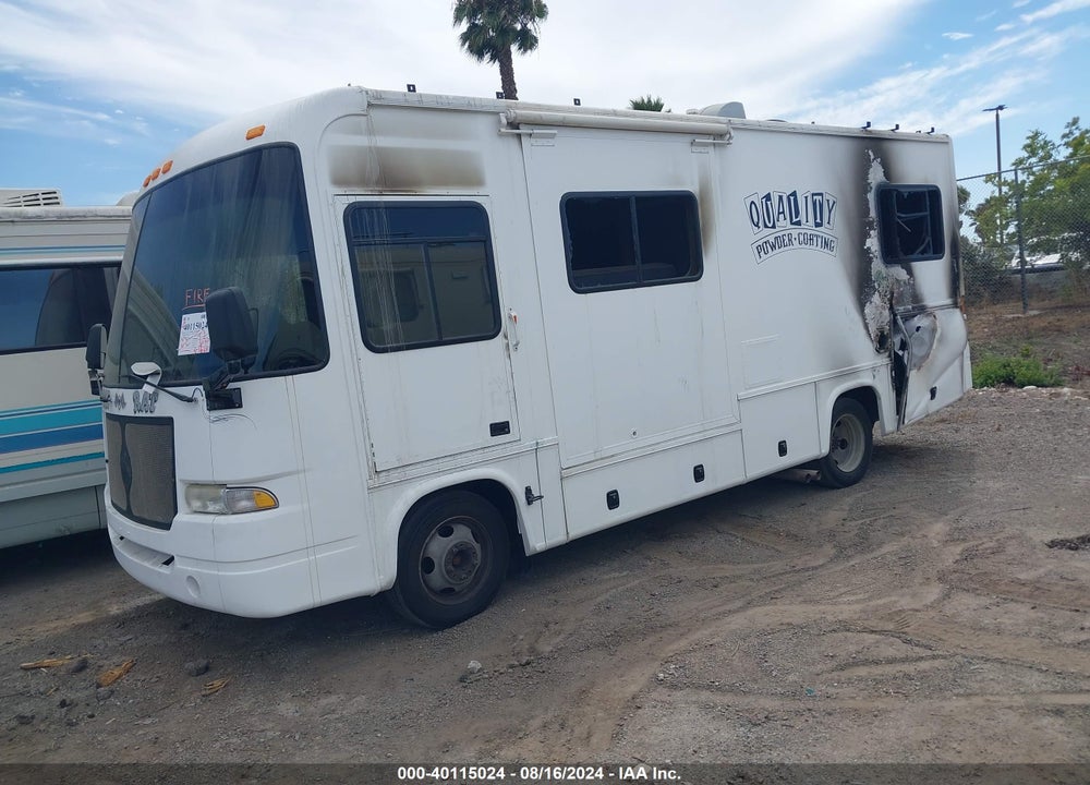 2005 WORKHORSE CUSTOM CHASSIS MOTORHOME CHASSIS P3500 VIN: 5B4KP57G543395632
