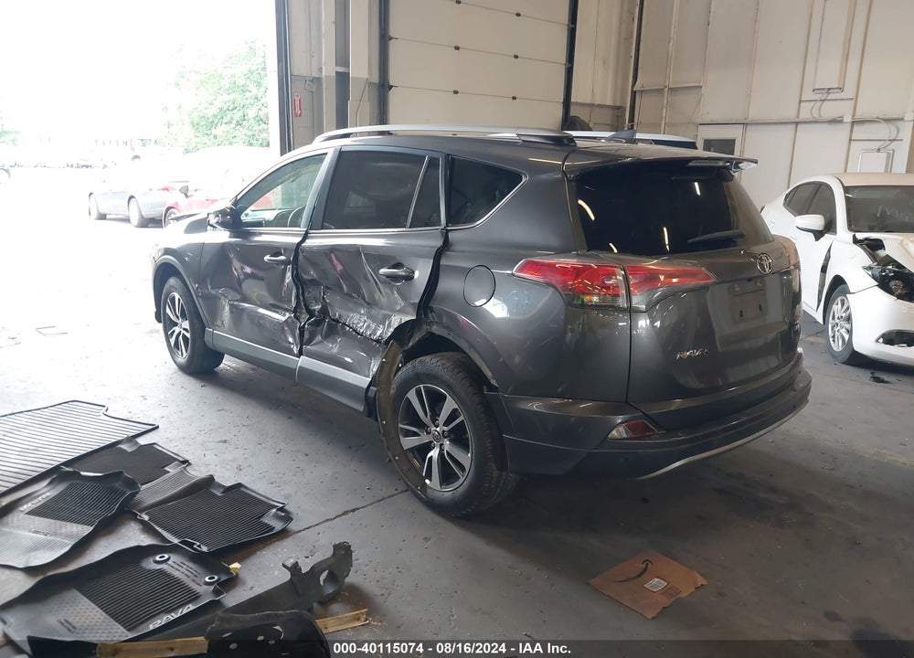 2017 TOYOTA RAV4 XLE VIN: JTMRFREV7HJ107390
