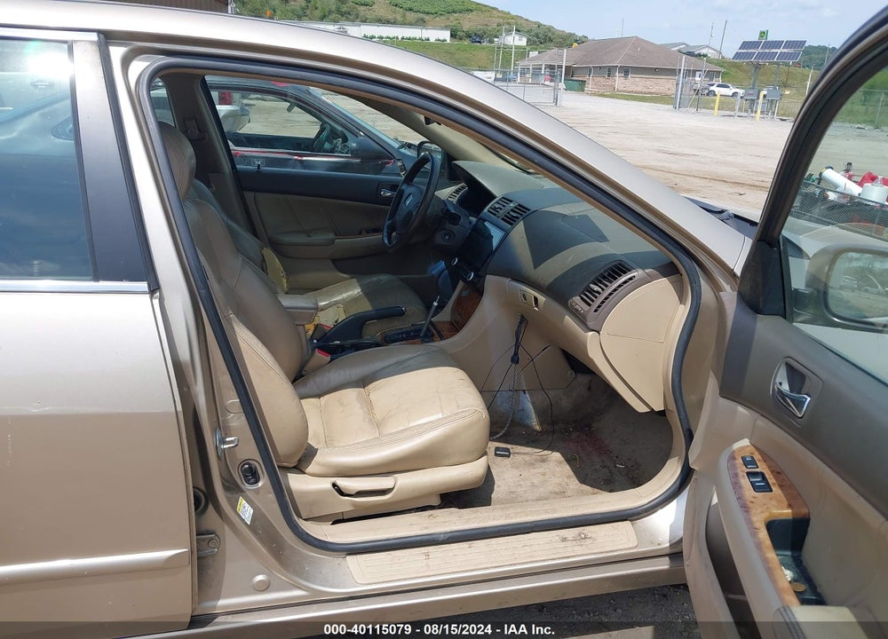 2004 HONDA ACCORD 2.4 EX VIN: 1HGCM56844A063325