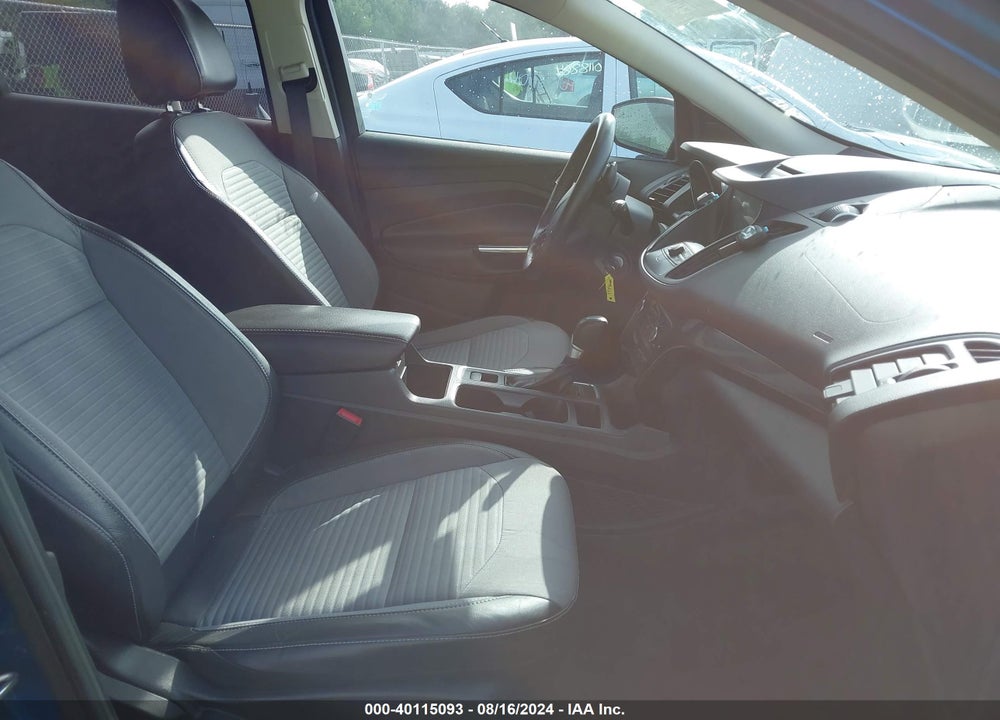2017 FORD ESCAPE SE VIN: 1FMCU9G90HUA49094