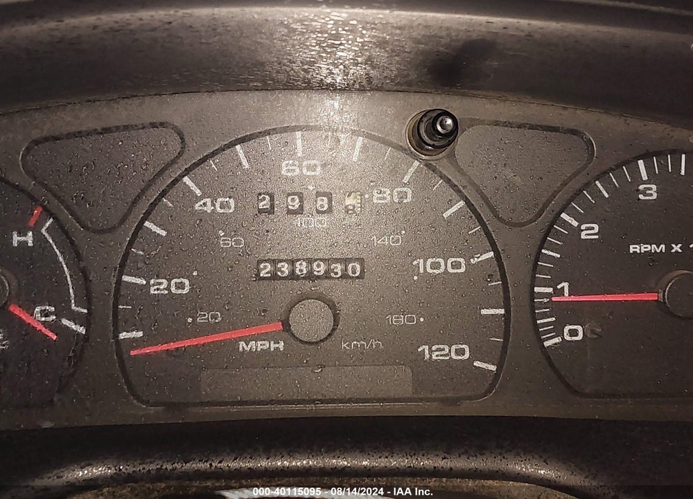 2001 FORD TAURUS SEL VIN: 1FAHP56S31G233776