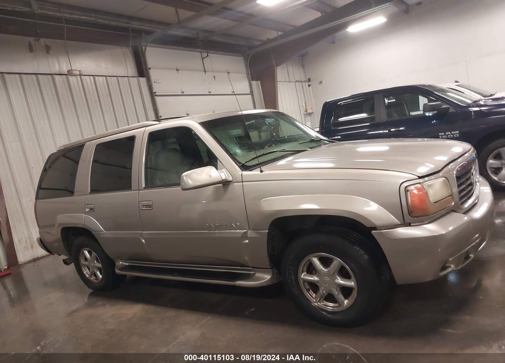 2000 CADILLAC ESCALADE STANDARD VIN: 1GYEK63R9YR179587