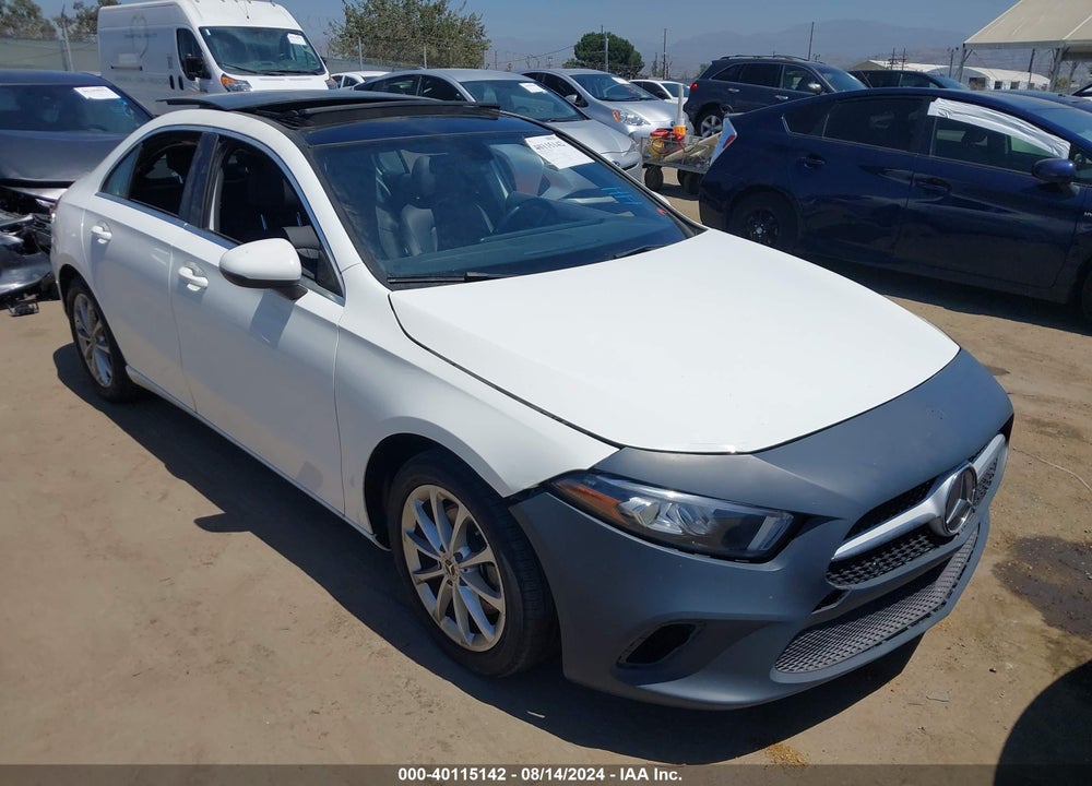 2019 MERCEDES-BENZ A 220 VIN: WDD3G4EB2KW025921