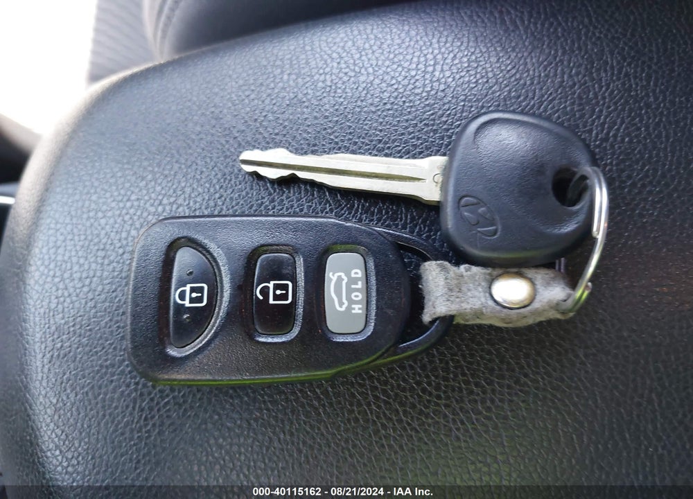 2016 HYUNDAI ELANTRA SE VIN: 5NPDH4AE1GH692438