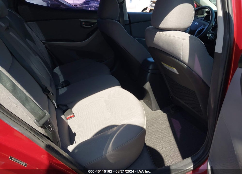 2016 HYUNDAI ELANTRA SE VIN: 5NPDH4AE1GH692438