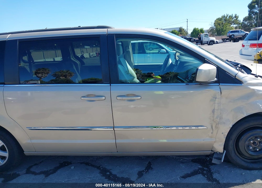 2013 CHRYSLER TOWN & COUNTRY TOURING VIN: 2C4RC1BG9DR519011