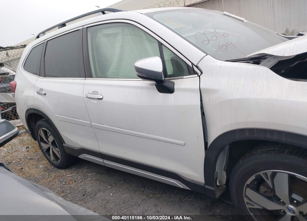 2019 SUBARU FORESTER TOURING VIN: JF2SKAWC1KH592444
