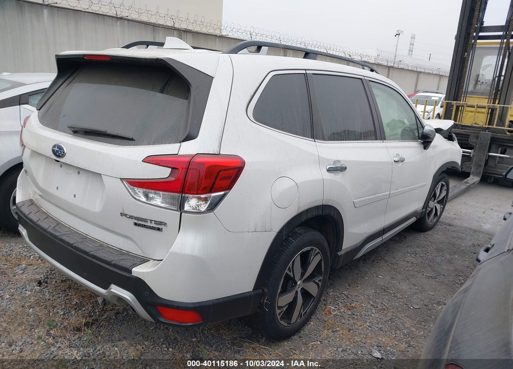 2019 SUBARU FORESTER TOURING VIN: JF2SKAWC1KH592444