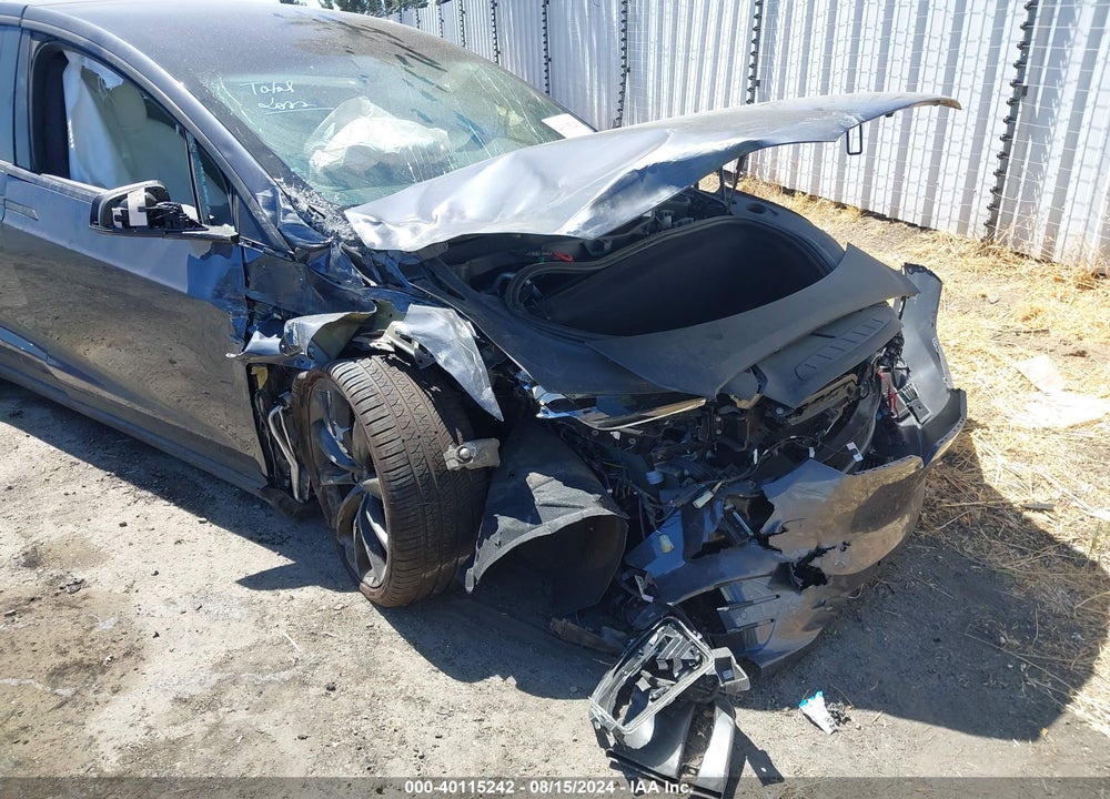 2020 TESLA MODEL X LONG RANGE DUAL MOTOR ALL-WHEEL DRIVE/LONG RANGE PLUS DUAL MOTOR ALL-WHEEL DRIVE VIN: 5YJXCBE20LF271822