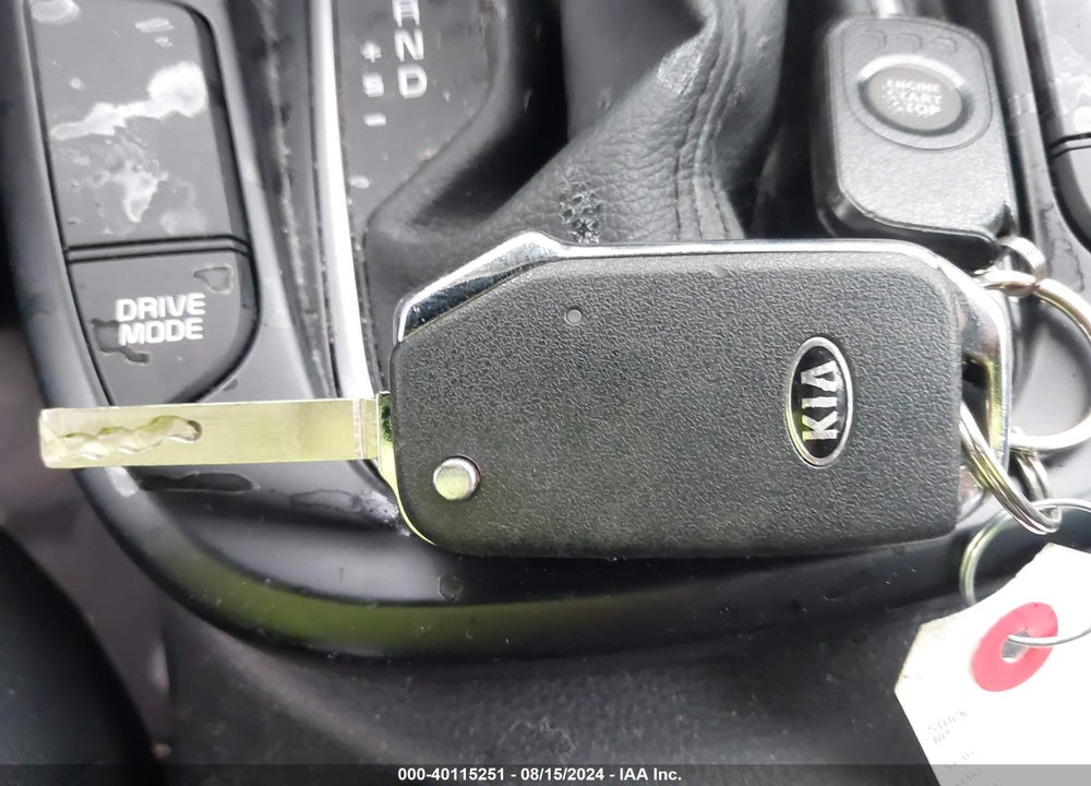 2021 KIA SOUL X-LINE VIN: KNDJ23AU6M7784523