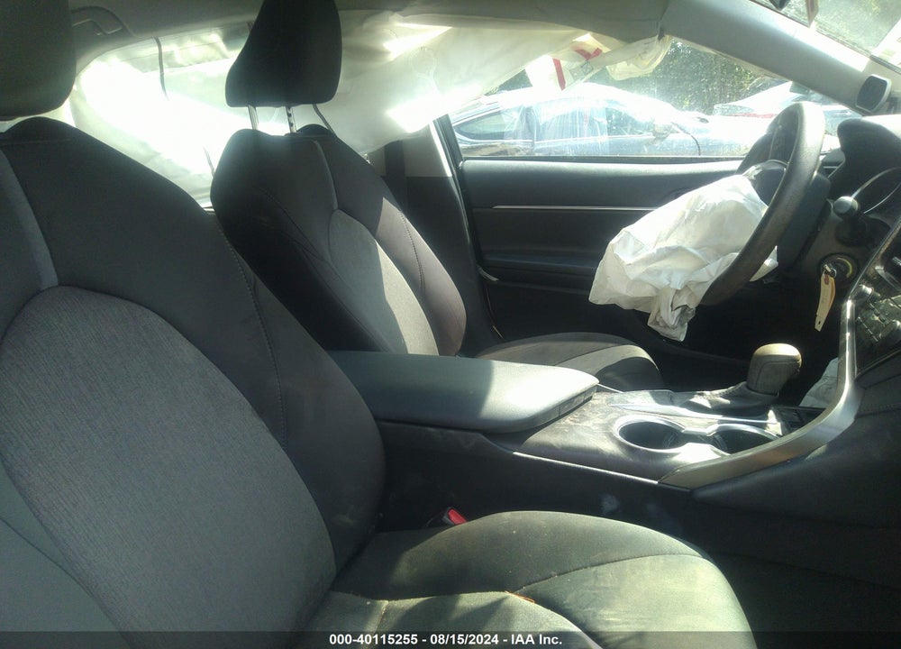 2021 TOYOTA CAMRY LE VIN: 4T1C11AK7MU429002