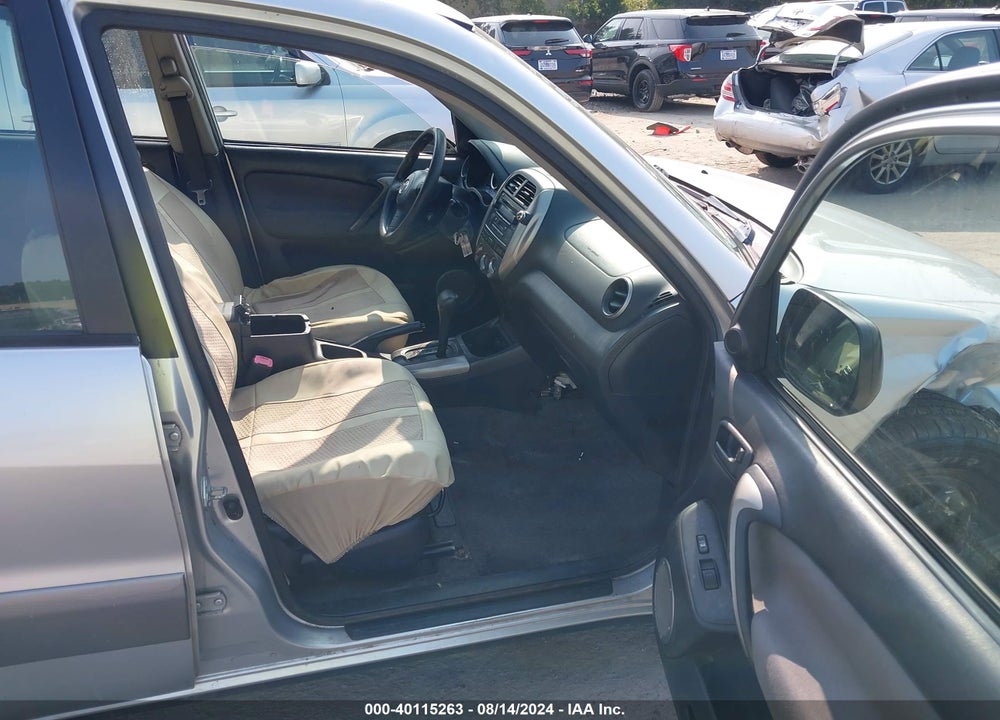 2005 TOYOTA RAV4 VIN: JTEHD20V356036957