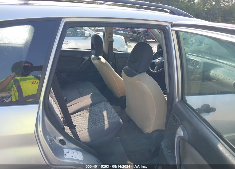 2005 TOYOTA RAV4 VIN: JTEHD20V356036957