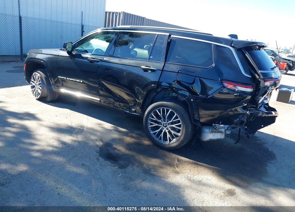 2021 JEEP GRAND CHEROKEE L SUMMIT RESERVE 4X4 VIN: 1C4RJKEG2M8102431
