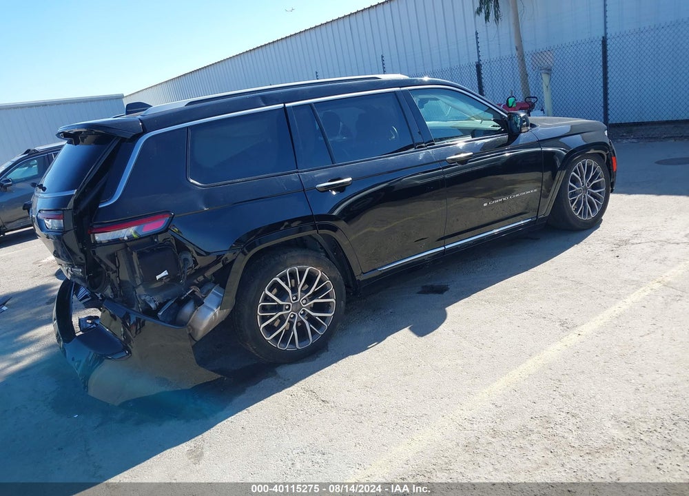 2021 JEEP GRAND CHEROKEE L SUMMIT RESERVE 4X4 VIN: 1C4RJKEG2M8102431