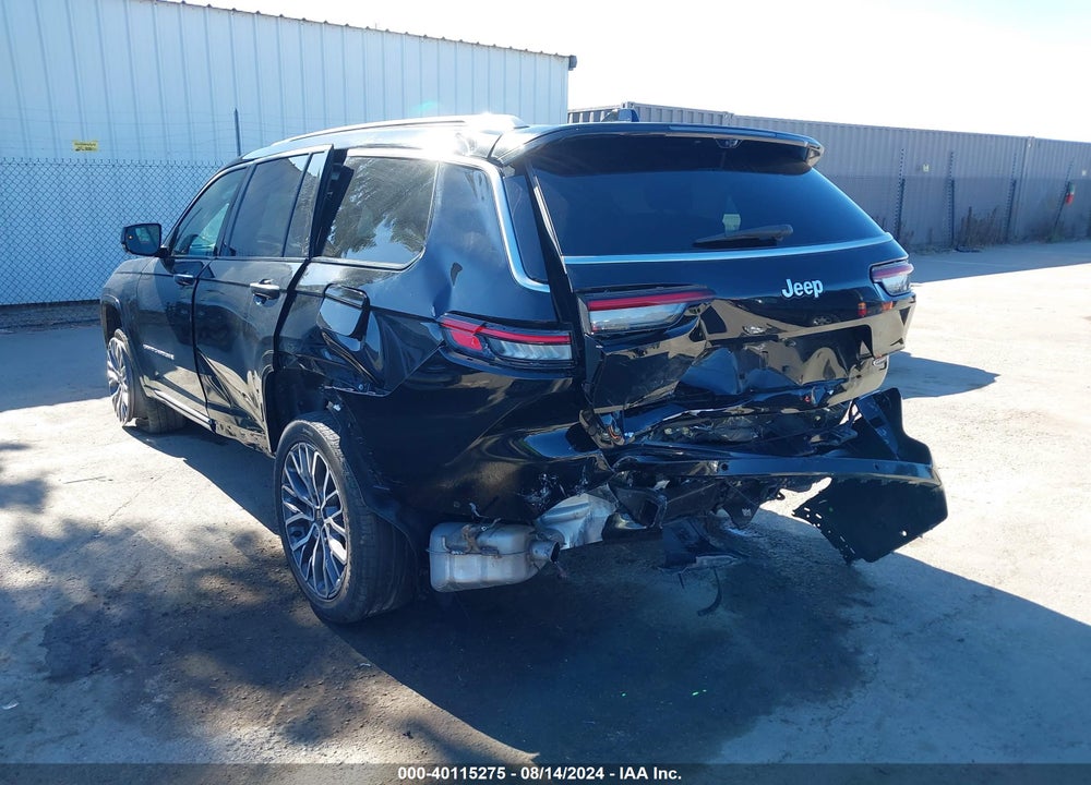 2021 JEEP GRAND CHEROKEE L SUMMIT RESERVE 4X4 VIN: 1C4RJKEG2M8102431