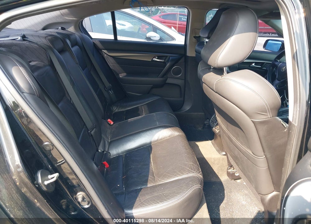 2013 ACURA TL 3.7 VIN: 19UUA9F54DA002678