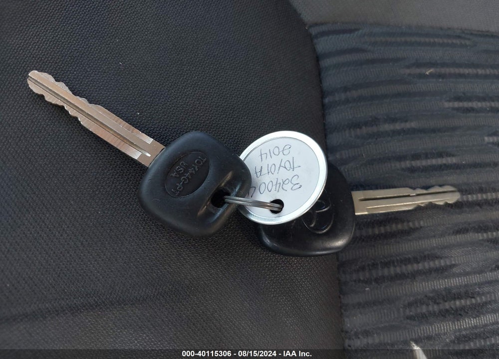2014 TOYOTA TUNDRA SR5 5.7L V8 VIN: 5TFUW5F1XEX324004