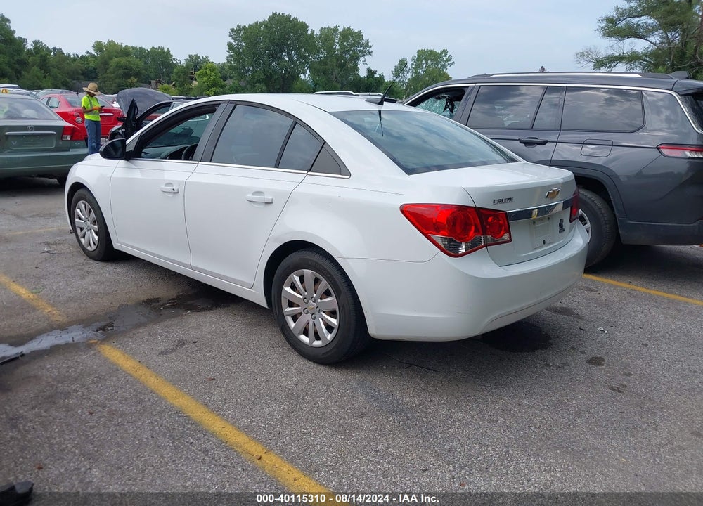2011 CHEVROLET CRUZE LS VIN: 1G1PC5SH0B7113679
