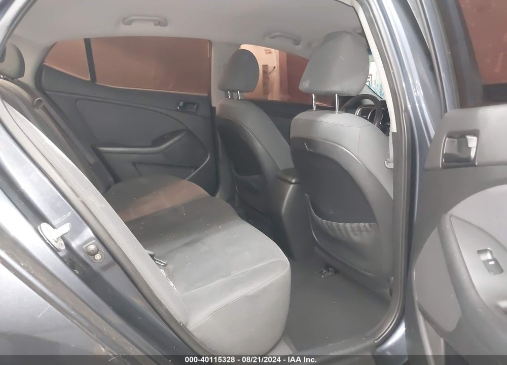 2015 KIA OPTIMA LX VIN: KNAGM4A79F5589838