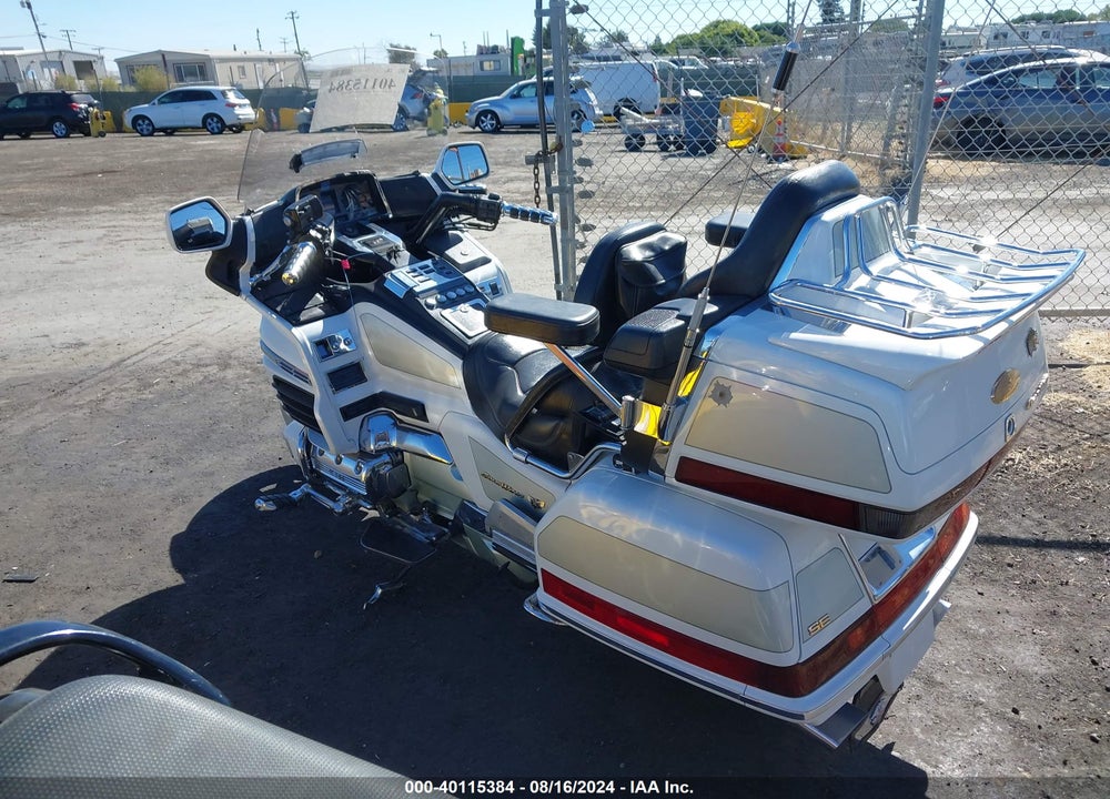 2000 HONDA GL1500 SE12 VIN: 1HFSC224XYA200245
