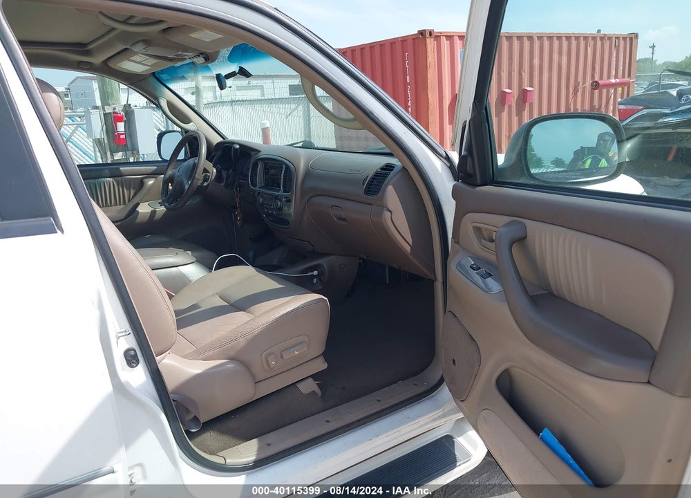 2001 TOYOTA SEQUOIA LIMITED V8 VIN: 5TDBT48A61S009305