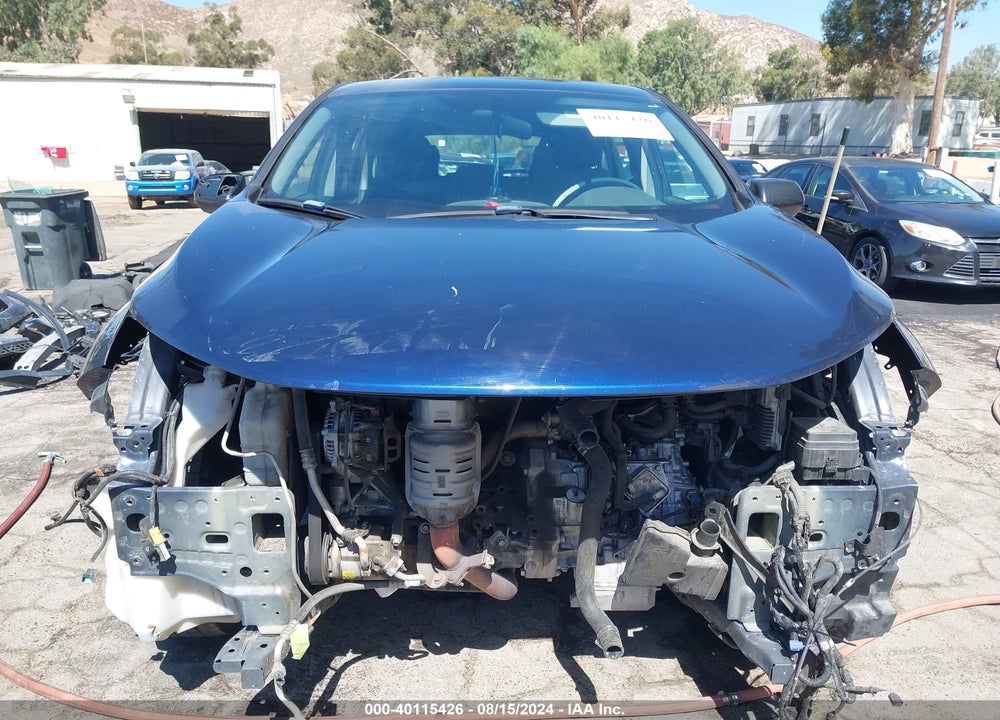 2018 HONDA CR-V LX VIN: 2HKRW5H3XJH412366