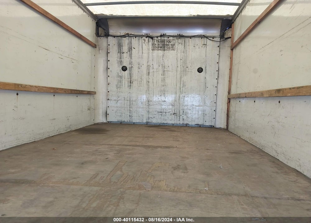 2005 GMC SAVANA CUTAWAY STANDARD VIN: 1GDHG31U851912194