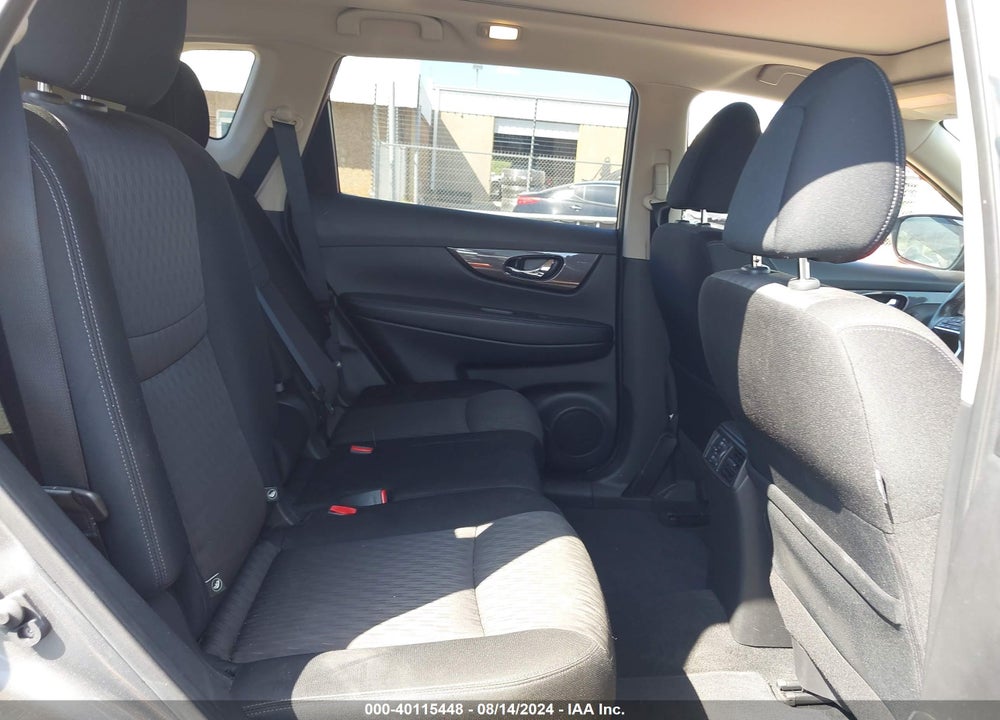2019 NISSAN ROGUE SV VIN: JN8AT2MV5KW381393