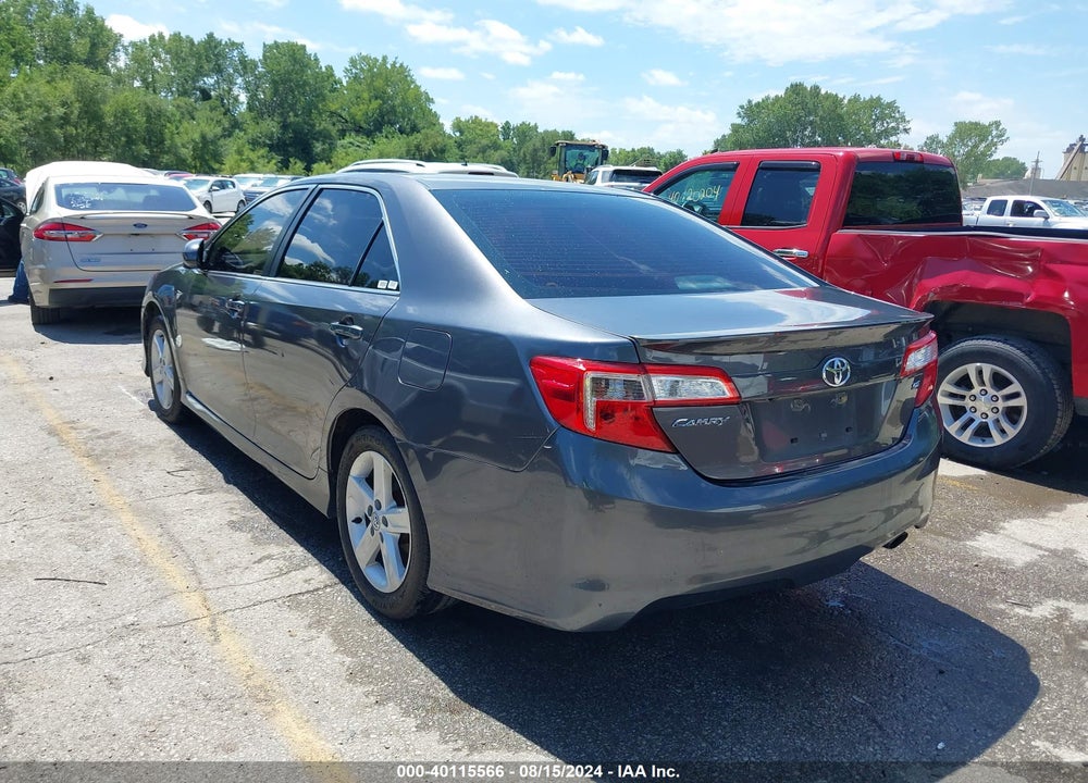 2014 TOYOTA CAMRY SE VIN: 4T1BF1FK5EU404722