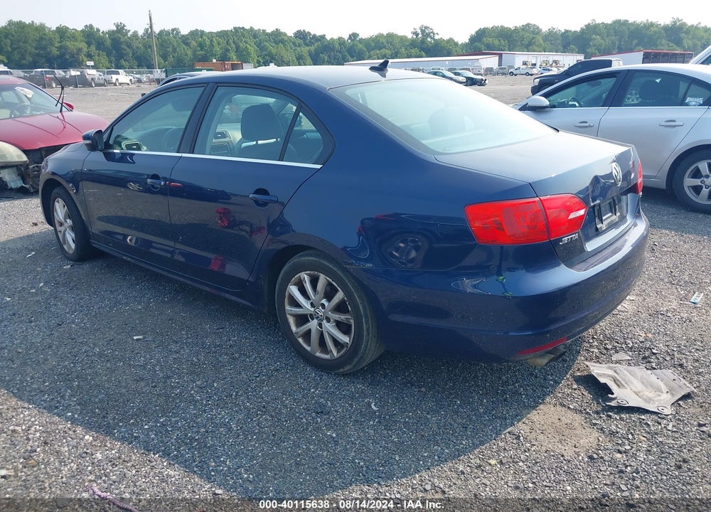 2014 VOLKSWAGEN JETTA 1.8T SE VIN: 3VWB17AJ1EM442227