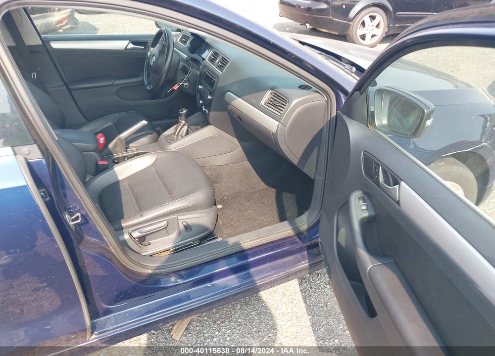 2014 VOLKSWAGEN JETTA 1.8T SE VIN: 3VWB17AJ1EM442227