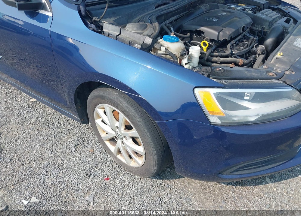 2014 VOLKSWAGEN JETTA 1.8T SE VIN: 3VWB17AJ1EM442227