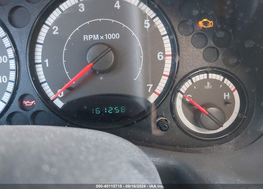 2005 JEEP LIBERTY SPORT VIN: 1J4GK48K05W562999